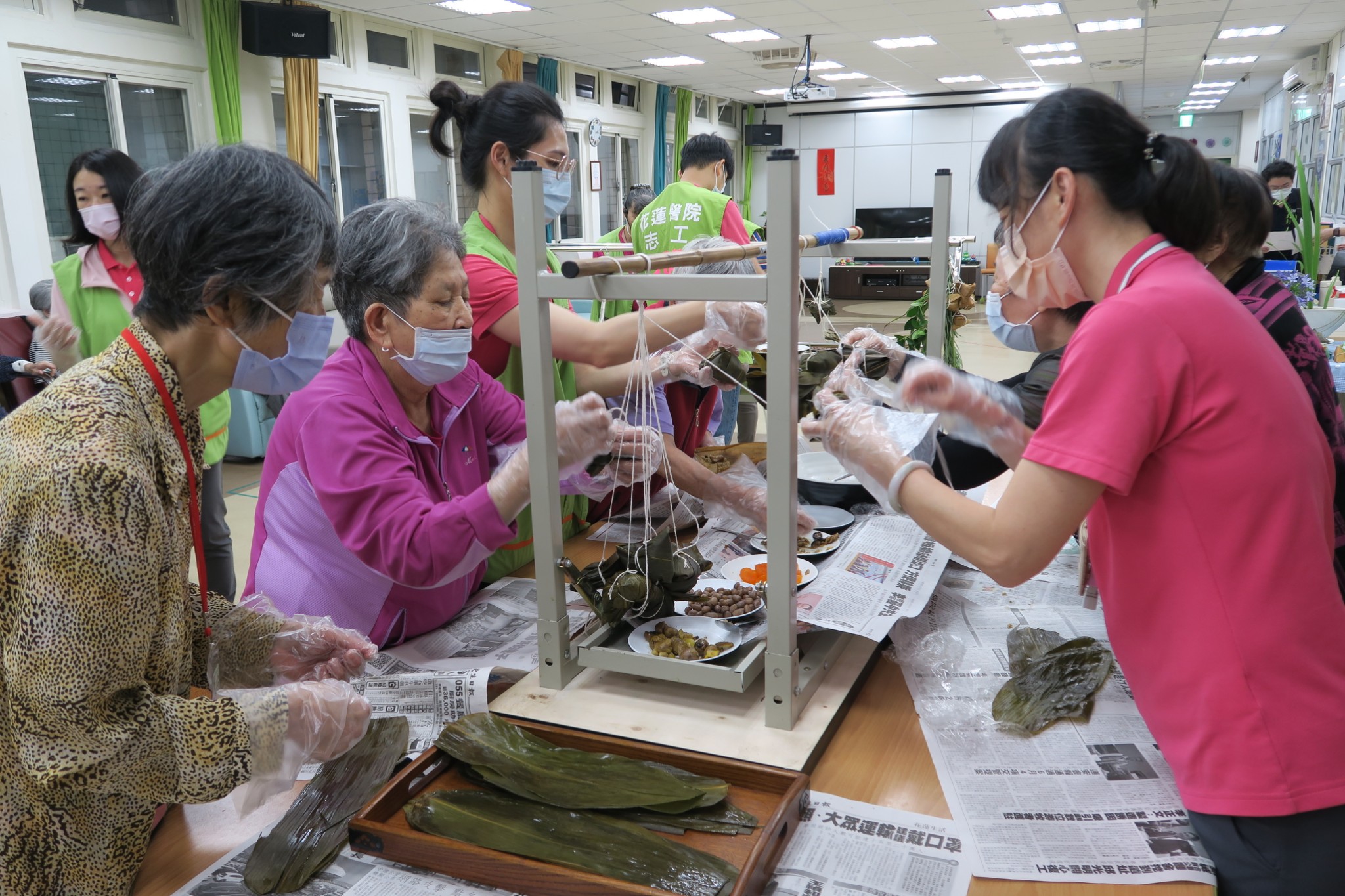 香粽傳心意　花醫溫情滿日照