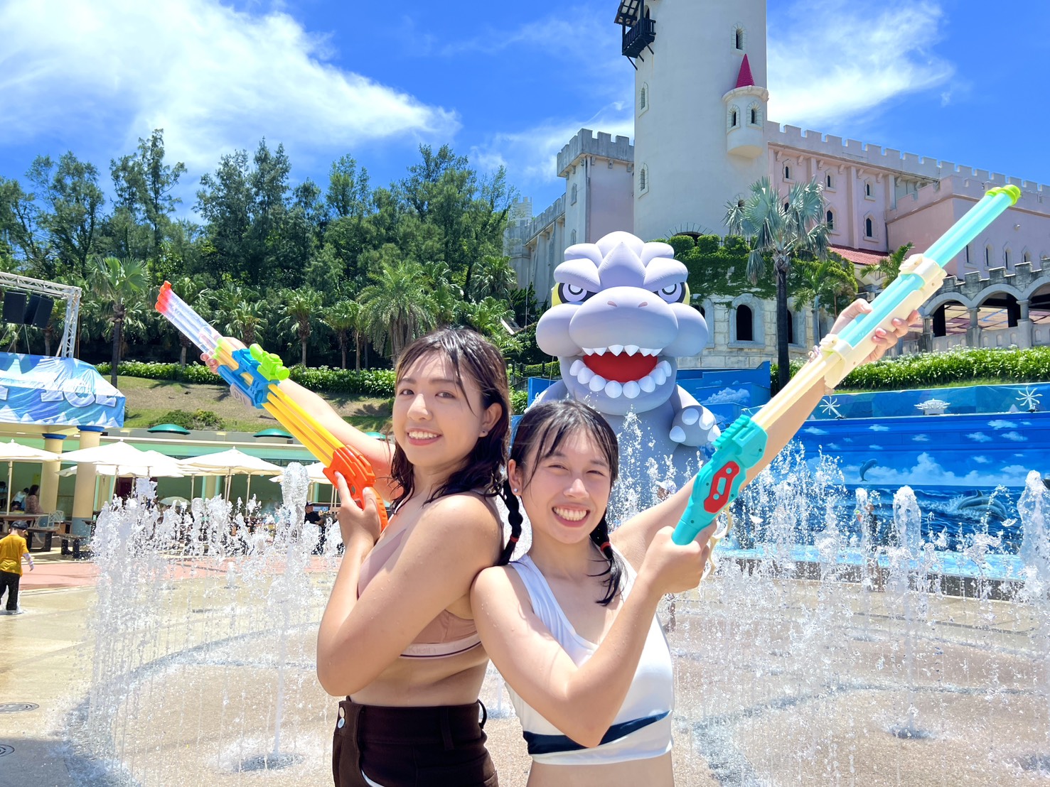 花蓮遠雄海洋公園暑假主題登場　哥吉拉氣偶陪你清涼玩一夏