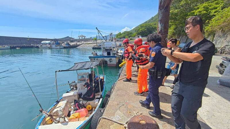 貢寮海域失聯3女潛水客漂流3小時　頭城海域平安獲救