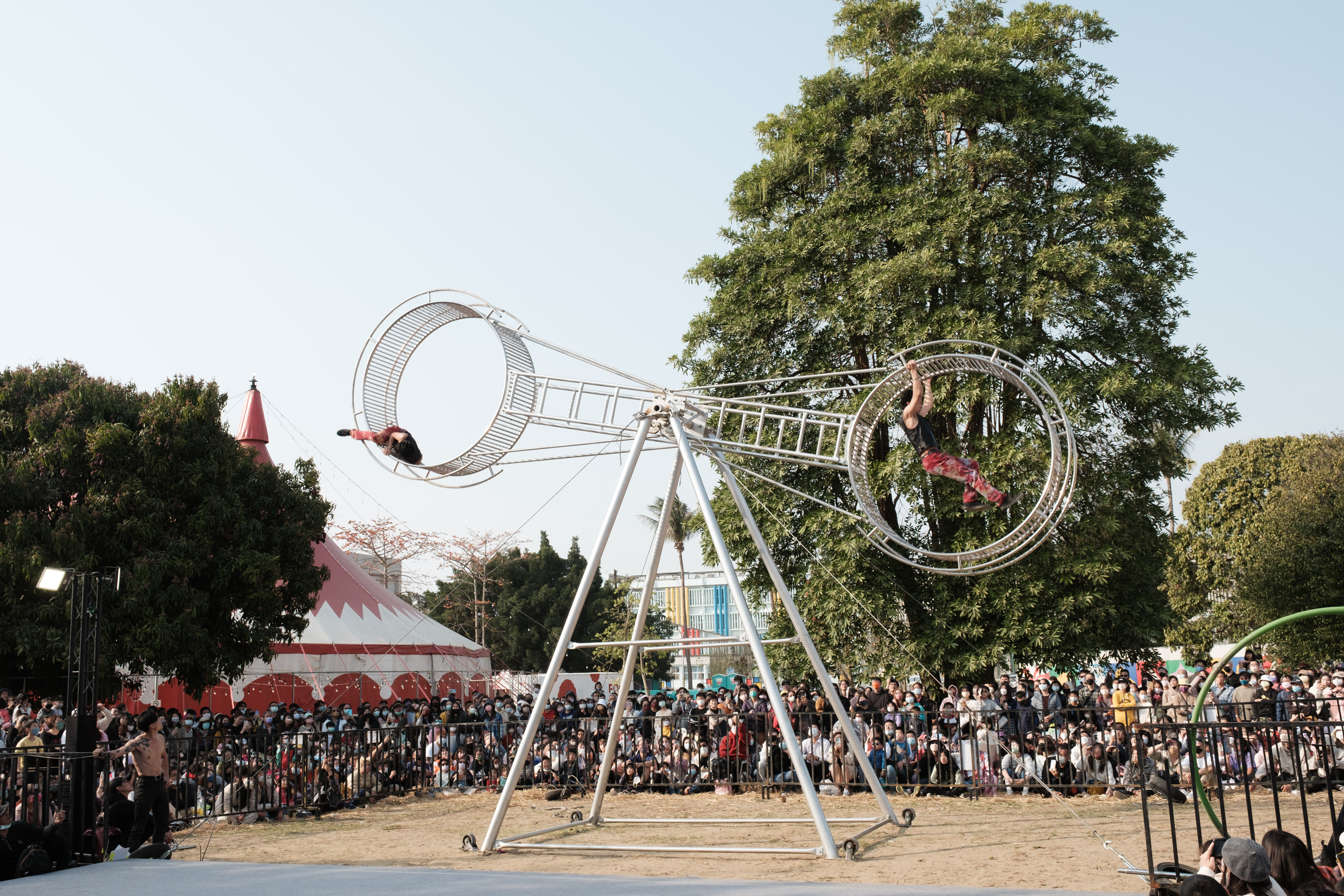 國際級馬戲團與特技團隊齊聚花蓮　巨輪、跑酷、高空走繩免費看