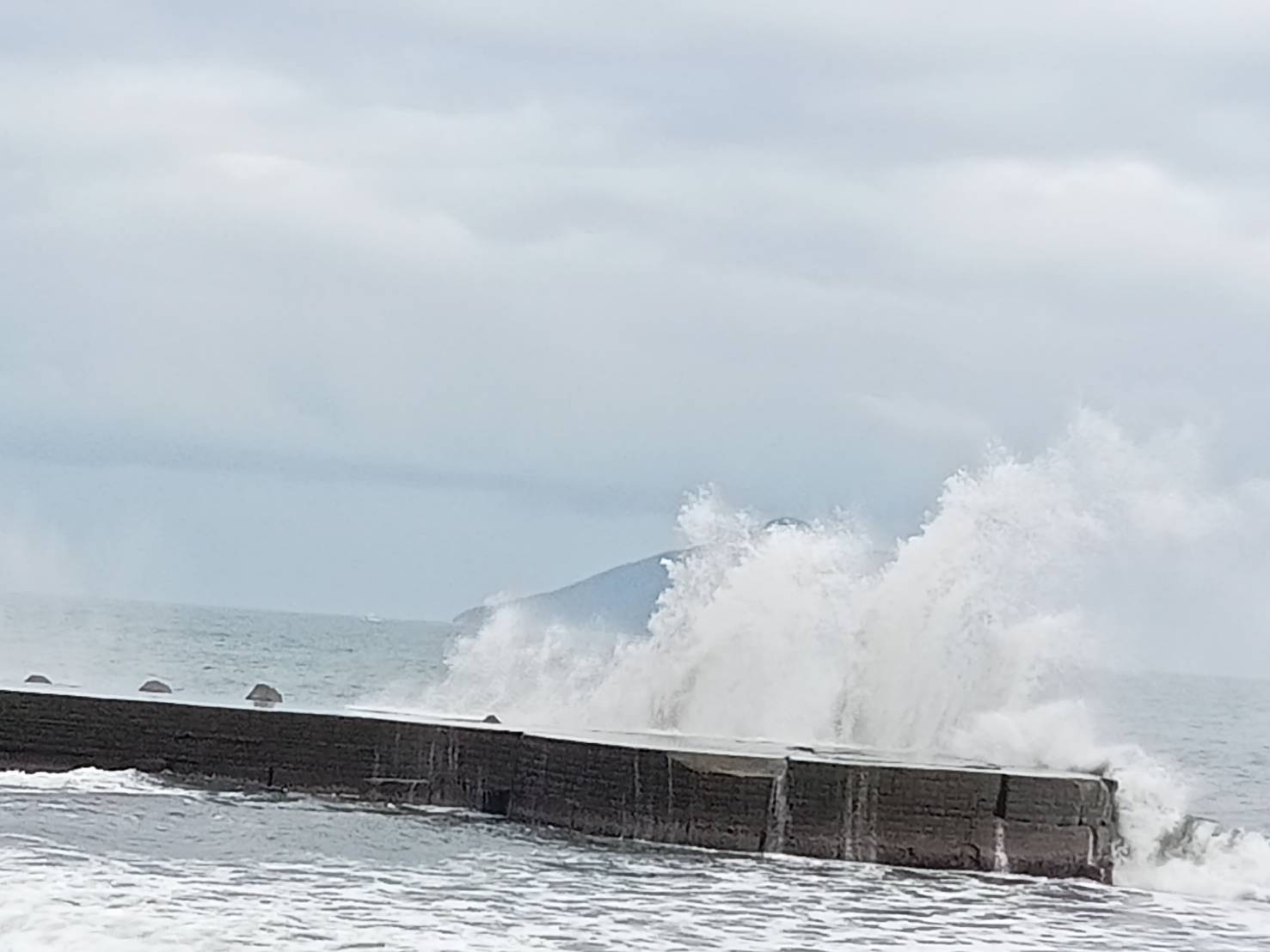 鳳凰颱風來勢洶洶　龜山島封島5天、太平山10日下午預警性休園