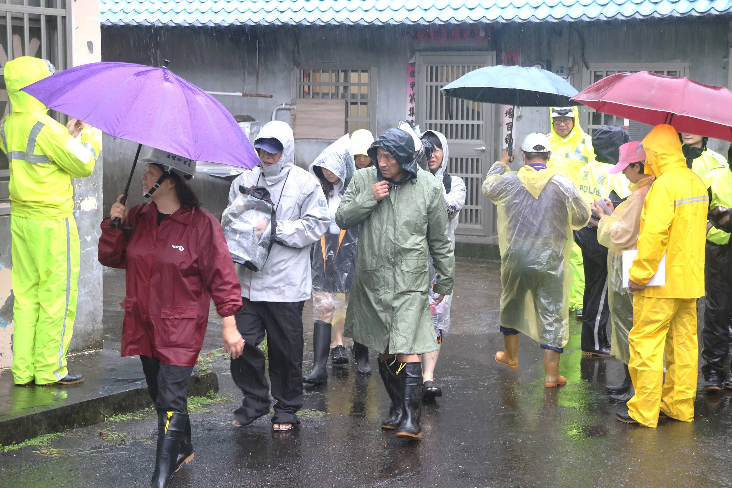 宜蘭超大豪雨「紫爆」　各地傳出災情黃色泥流滾滾而下怵目驚心