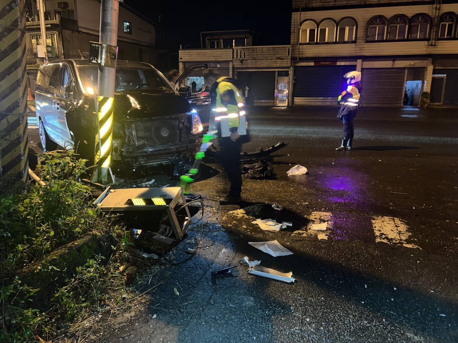 蕭美琴宜蘭行　24歲警執勤遭小客車撞擊臟器外露命危