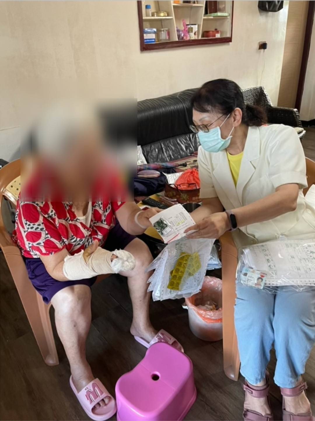 臺東藥愛不打烊    春節期間「送藥到府」   守護弱勢群體