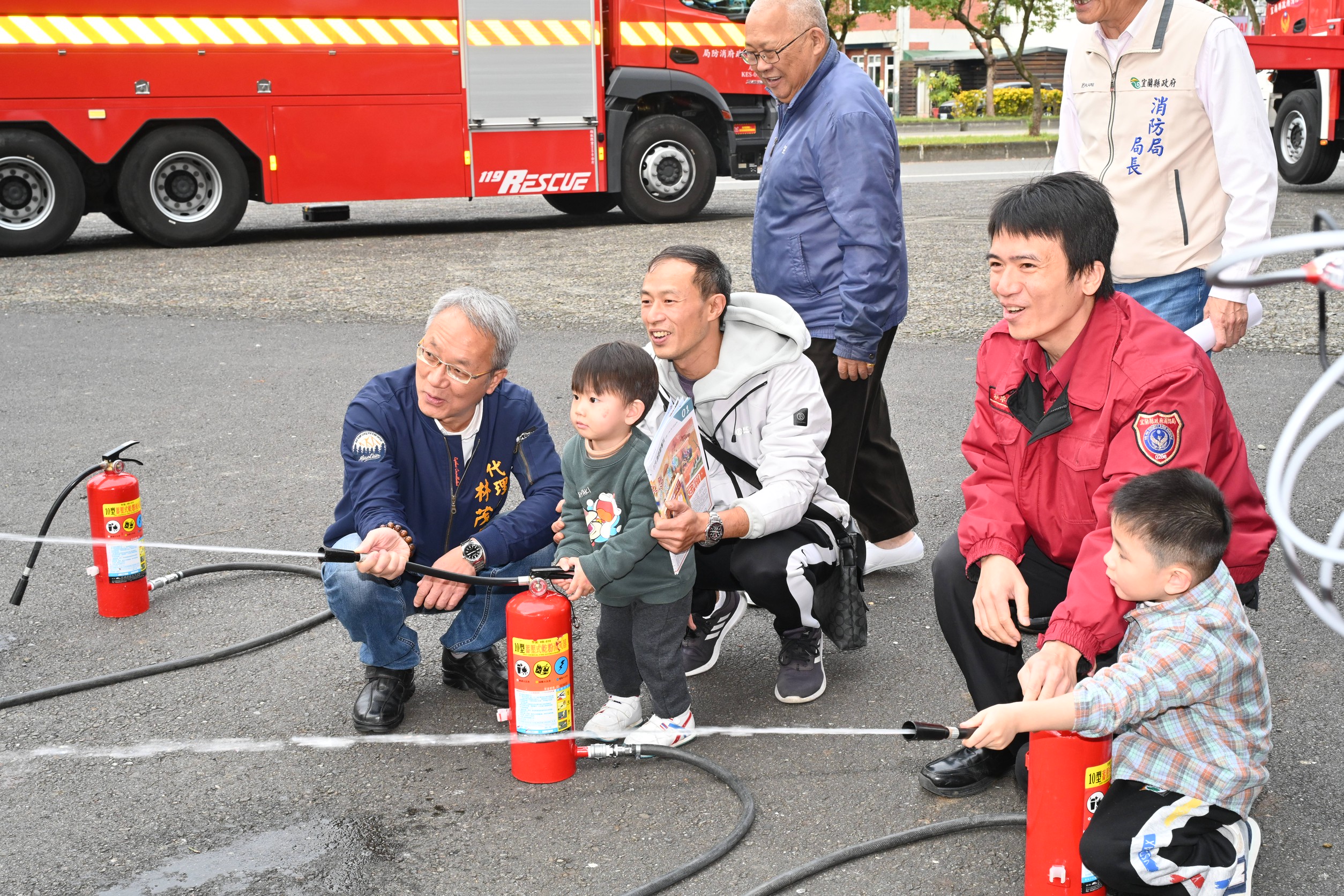119消防節擴大防火宣導　宜縣辦作伙防火顧咱厝親子共樂笑開懷