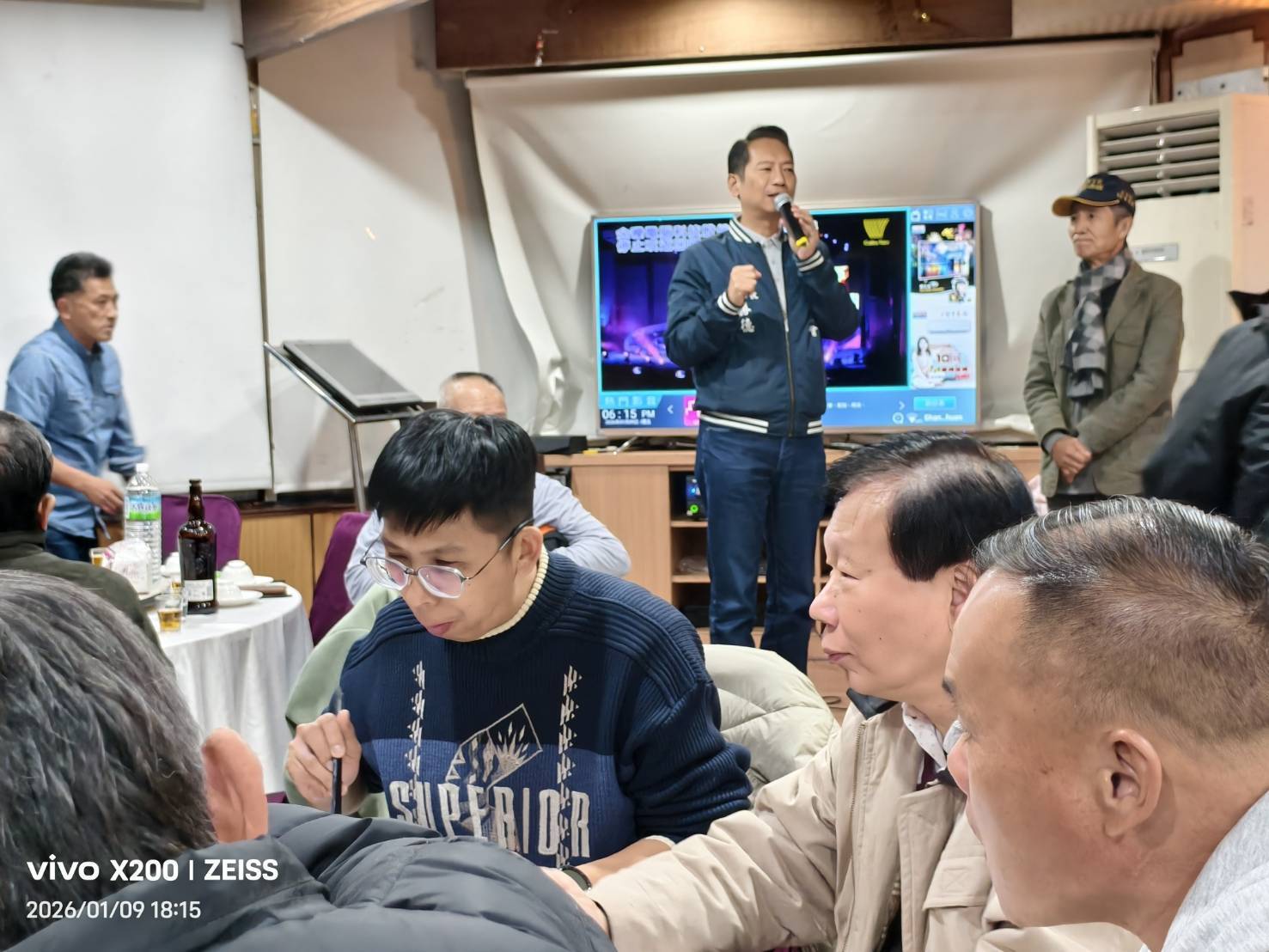 陳金麟應邀參加里長聯誼會歲末餐敘有意参選者爭相擁至　他：勿攻擊或惡意誣衊對手