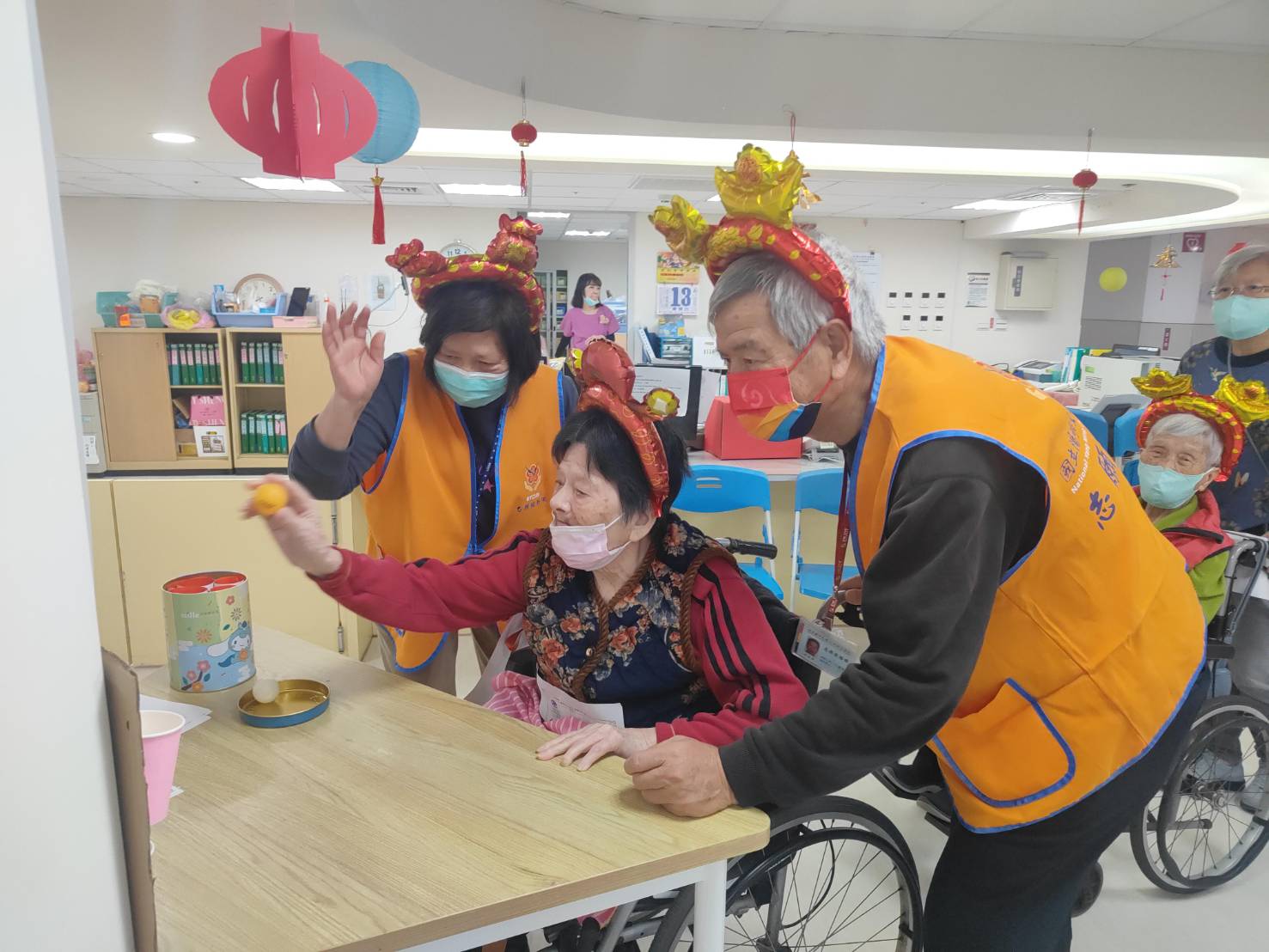 陽明交大春節前夕　辦農曆年貨大街暨圍爐