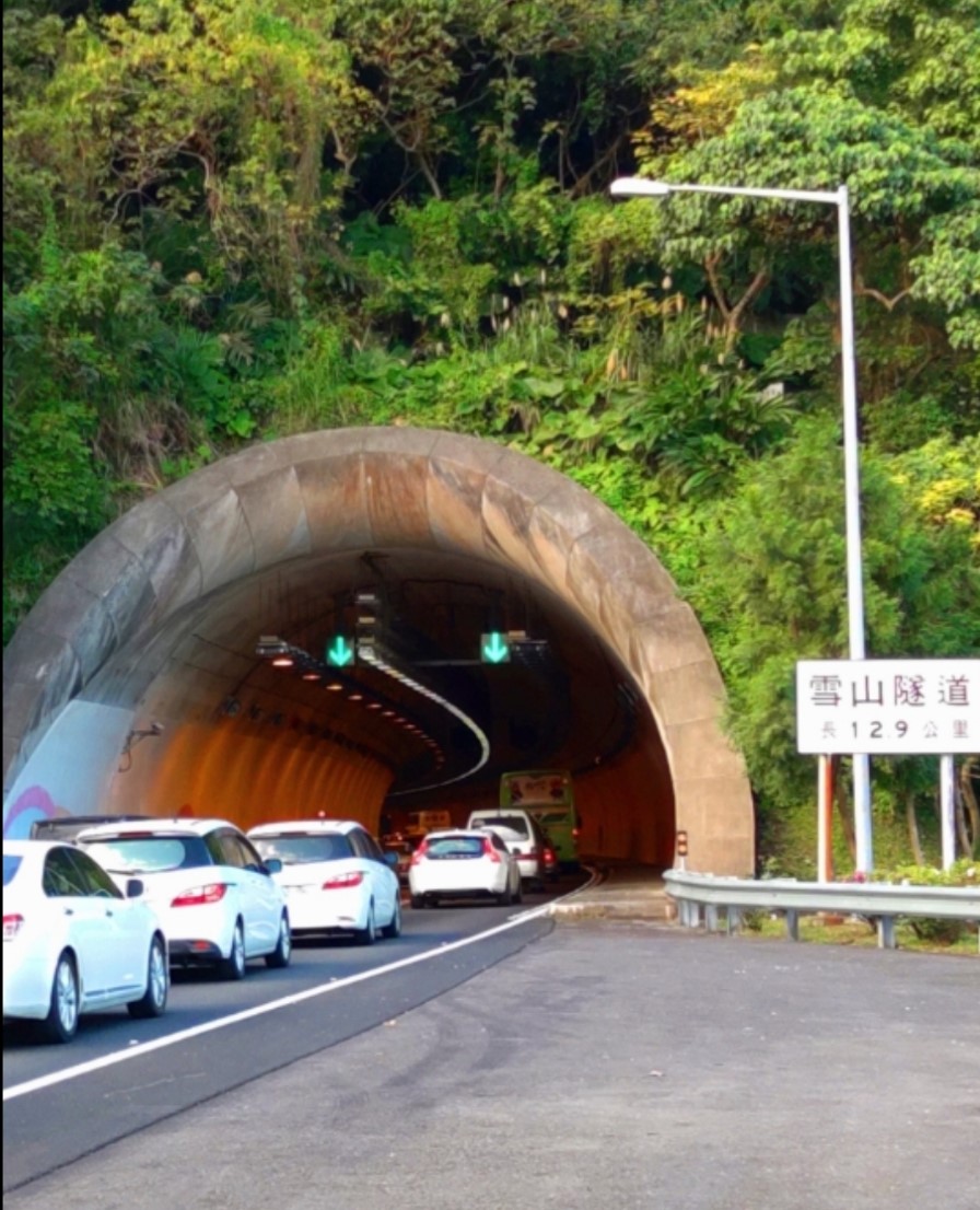 春節連假第五天國5、蘇花路廊南北車流湧現　19日南北向恐出現「紫爆」等級塞車
