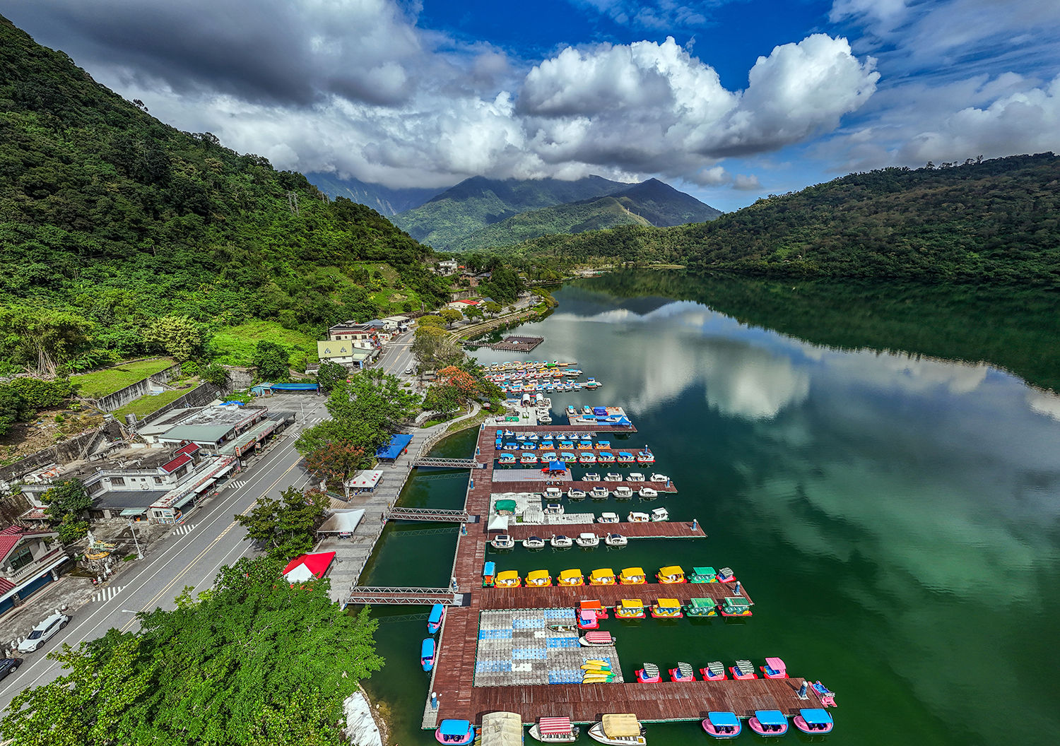 鯉魚潭天鵝船因溺水案停業 縱管處促花蓮儘速制訂自治法規