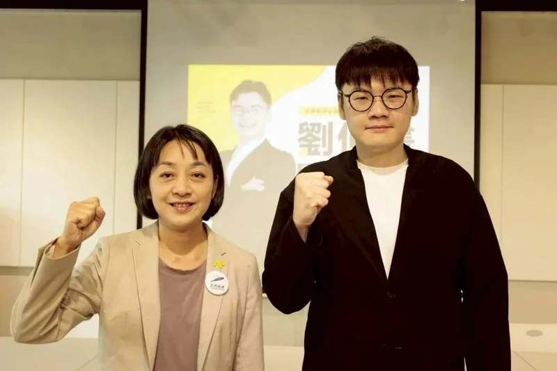 時力劉仲書拚宜縣議員黨主席王婉諭力挺　撞臉電競傳奇李相赫掀熱