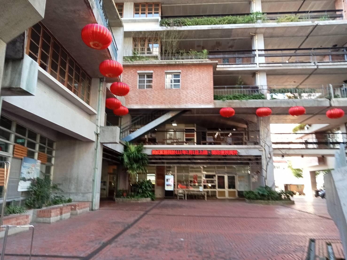 宜蘭3歲童疑遭母親男友施暴　生母反控前夫多次家暴