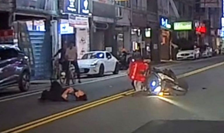 羅東市區行人穿越馬路遭外送員撞飛　2人翻滾多圈送醫