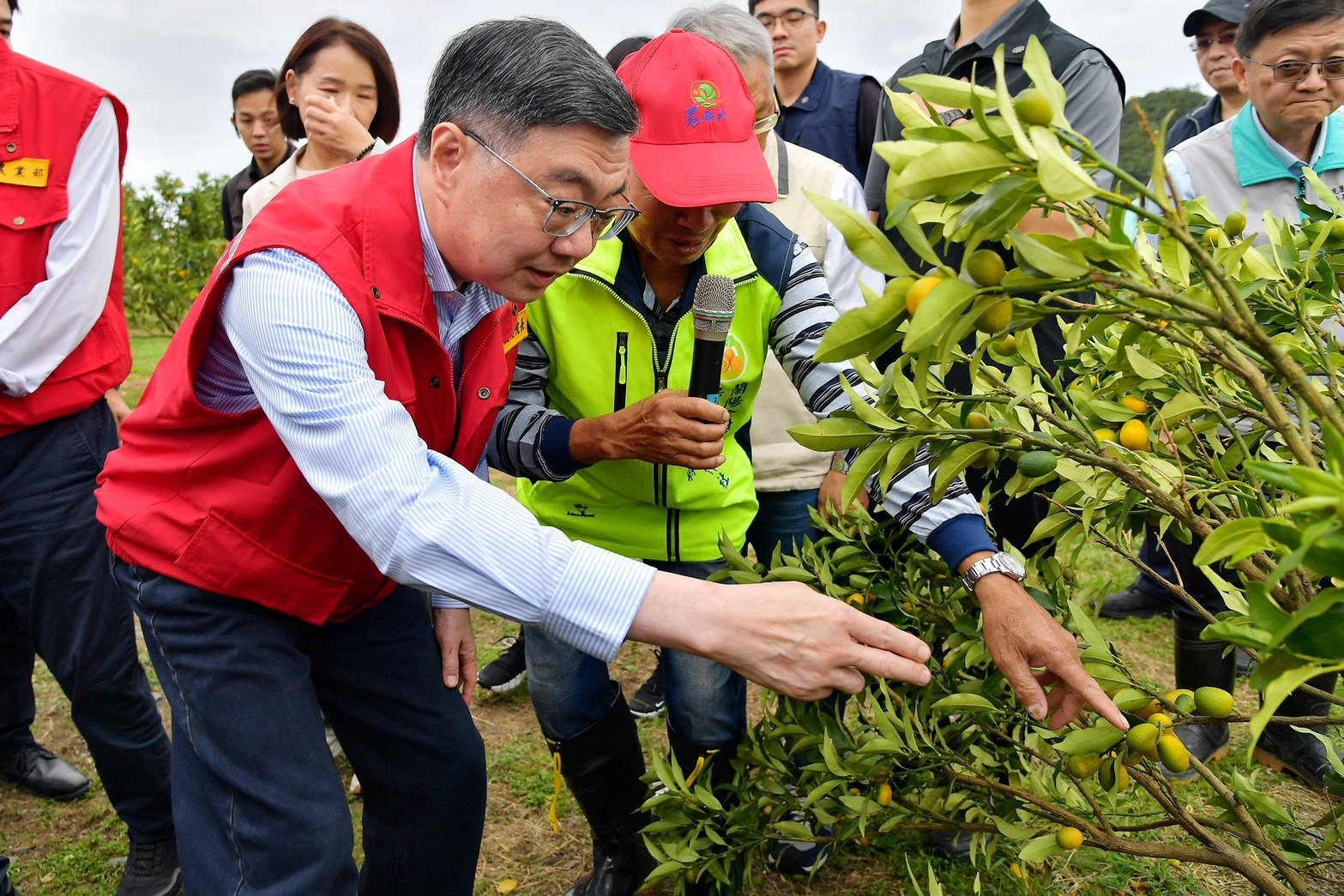 卓榮泰視察颱風薔琵造成宜蘭的農損　下令3天內核撥救助